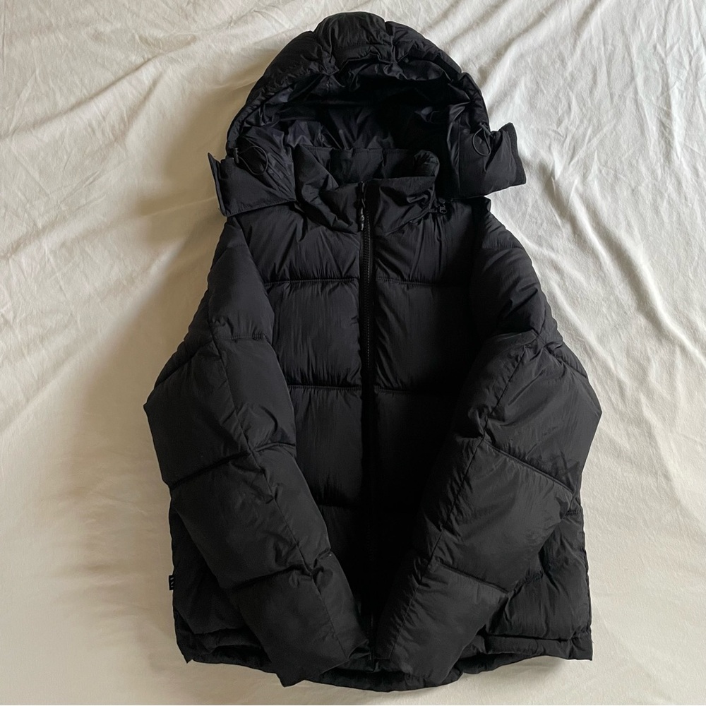 The Very Warm Black Hooded Puffer Jacket